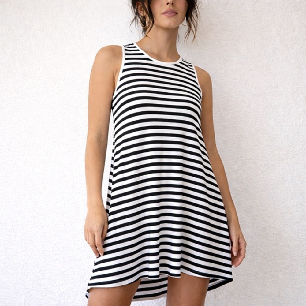 Sonnet James A Play Dress Black White Striped Sleeveless Swing‎ Dress Small New